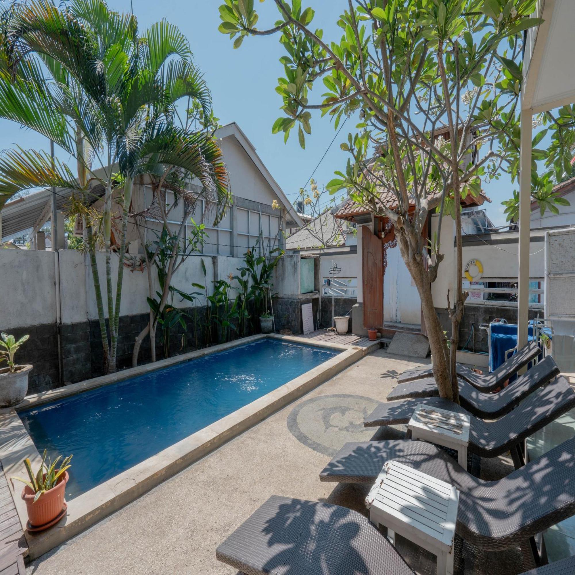 Gili White Bamboo Resort Gili Trawangan Extérieur photo